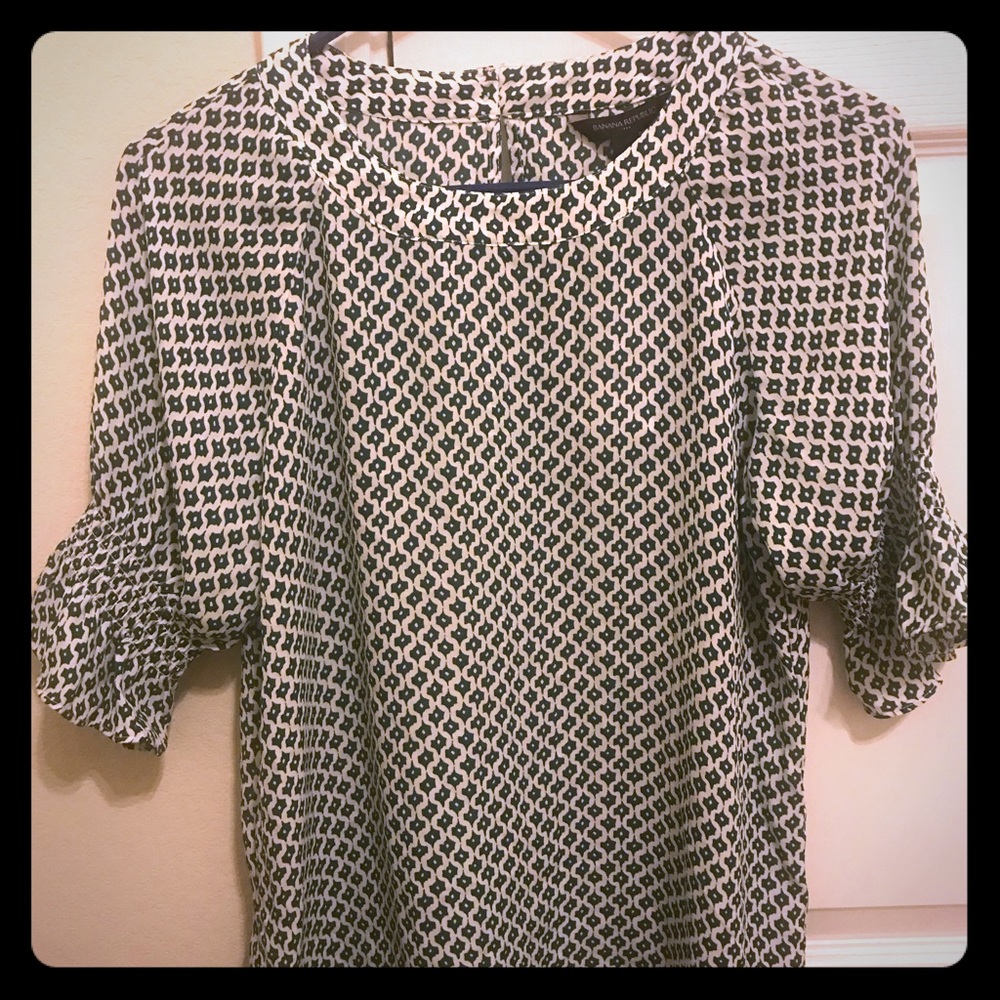 Banana Republic Woman’s Blouse